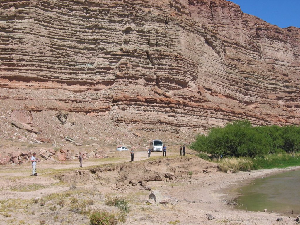 05-Layered deposits at El Sombrero.jpg - Layered deposits at El Sombrero